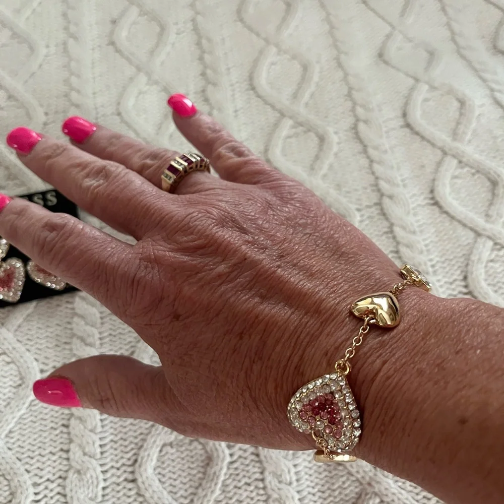 GUESS SET of Gold and Pink Heart Earrings with Matching Bracelet great gift! - Picture 14 of 15